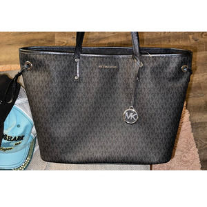 Michael Kors Large Logo Jet Set Travel Tote - NWT